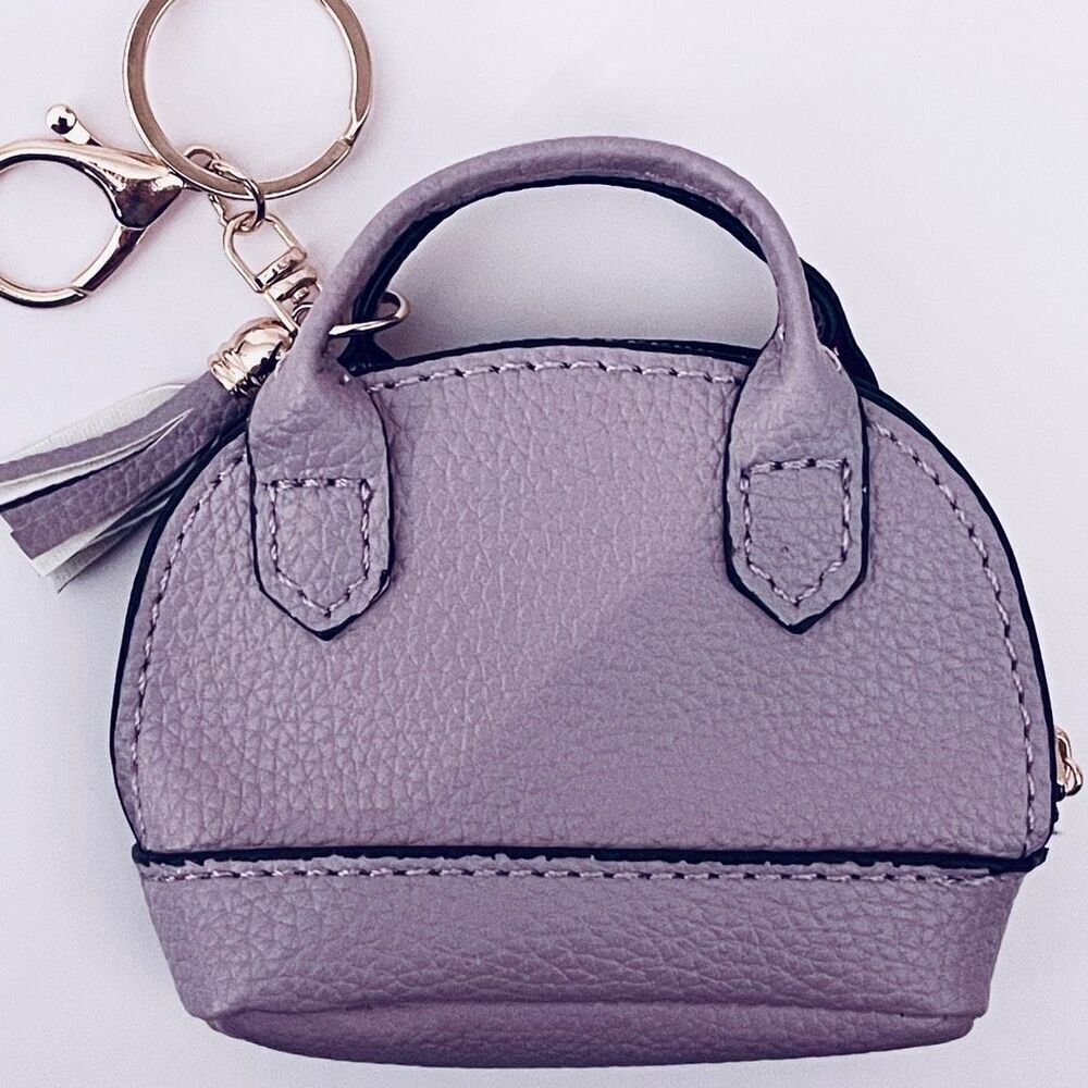 NWT Gorgeous Purple Pu Leather Purse Bag Charm Lobster Keyring Keyring Keyholder - Picture 3 of 16